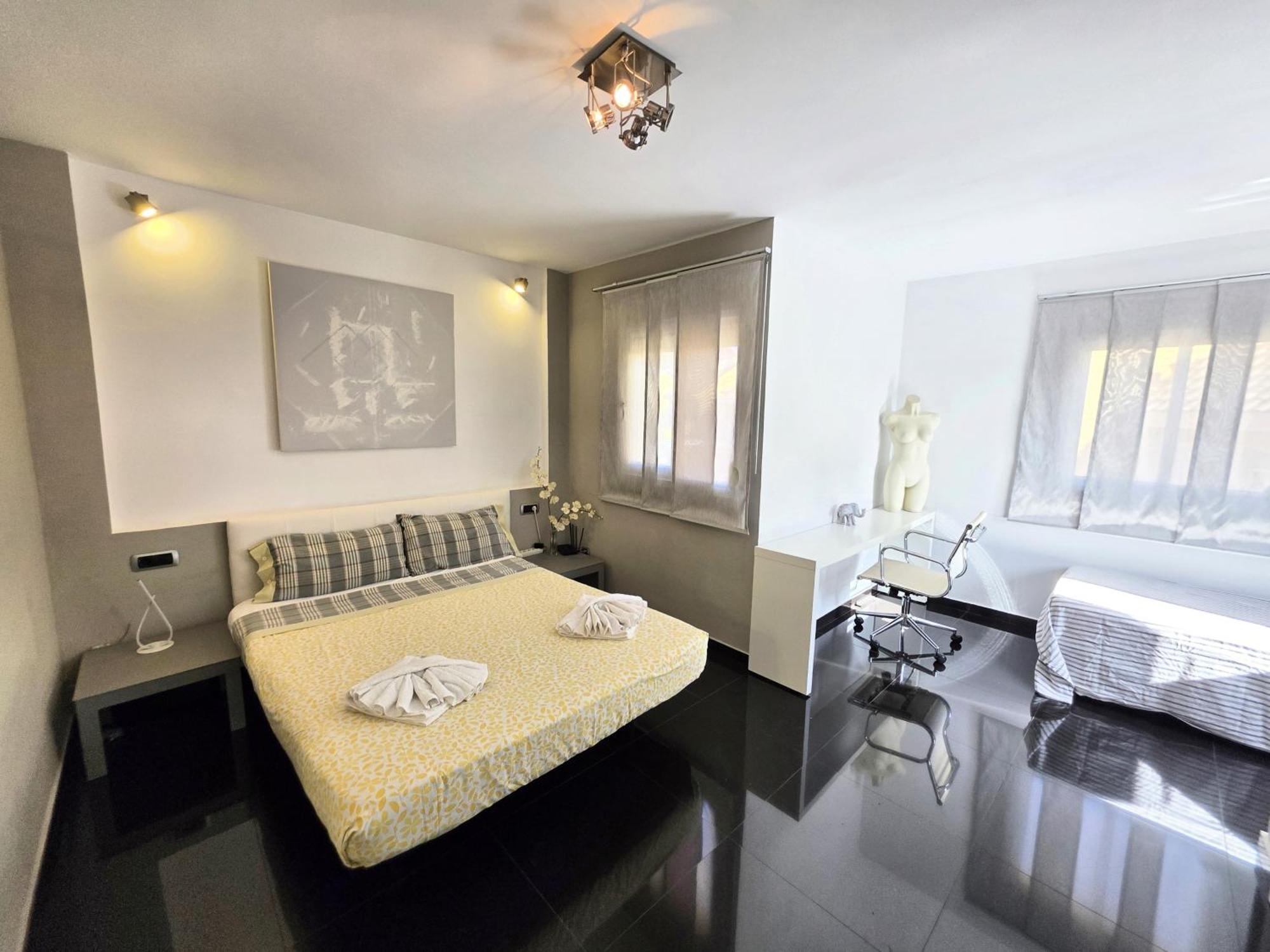 Suites Beach House Playa de las Americas  Bagian luar foto